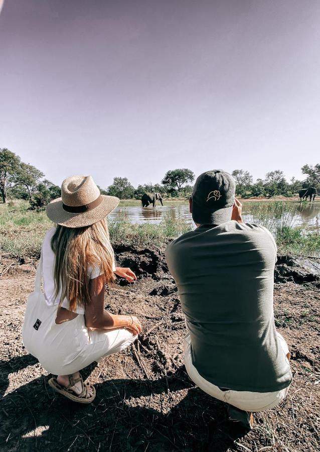 Honeyguide Tented Safari Camp - Khoka Moya Резерват Манйелети Екстериор снимка